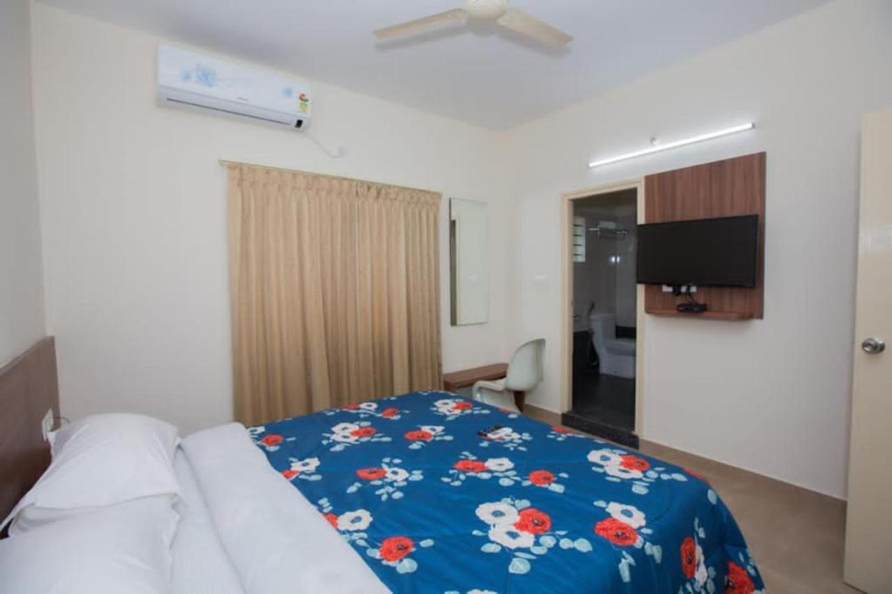 Hotel Vijaya Lakshmi Residency - Yeshwanthpur Bangalore Exterior foto